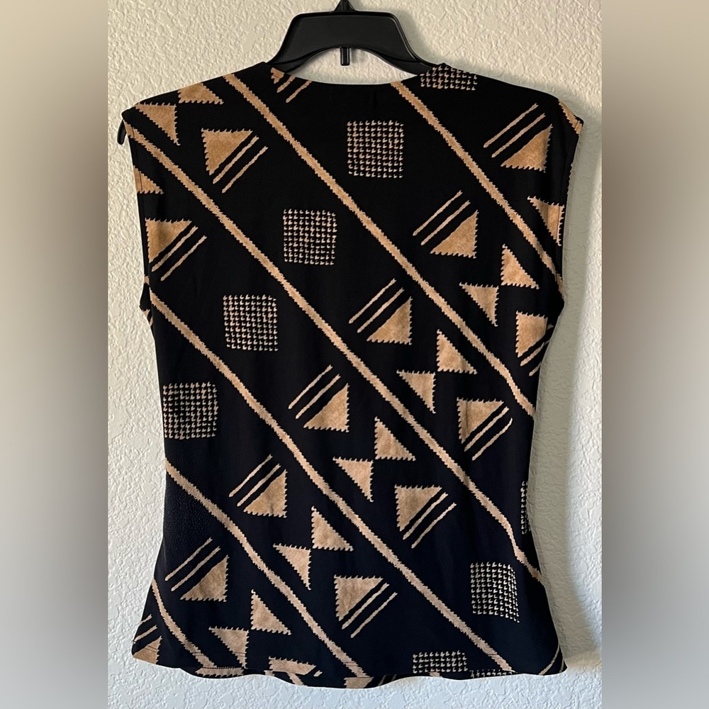 Chaps, XL, womens black and tan V-neck top - Picture 4 of 4